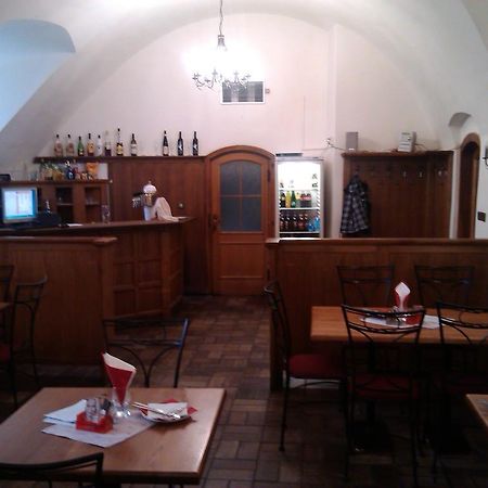 Penzion s restaurací U MLYNA COM Litovel Exterior foto