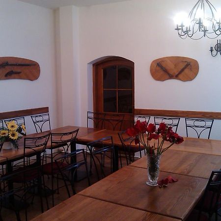 Penzion s restaurací U MLYNA COM Litovel Exterior foto