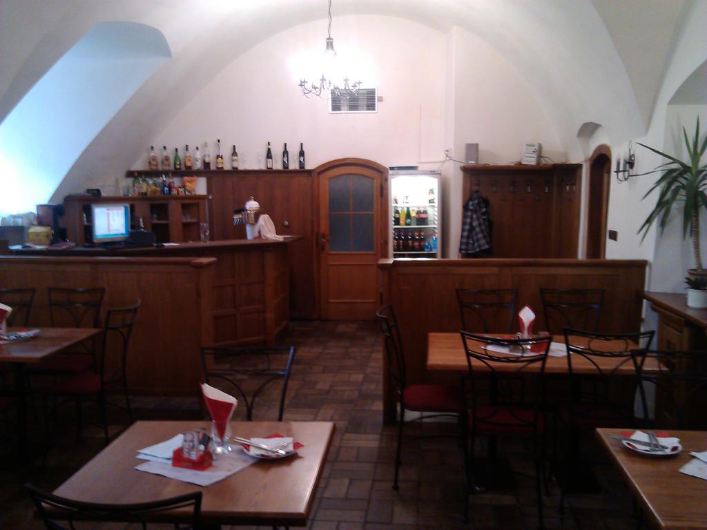 Penzion s restaurací U MLYNA COM Litovel Exterior foto